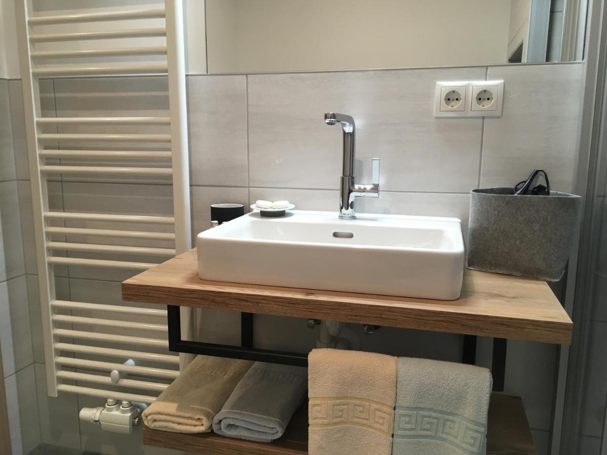 Apartment Wiesenhof - Natur & Weitblick Ueber Innsbruck - Ladestation Fuer Elektroautos المظهر الخارجي الصورة